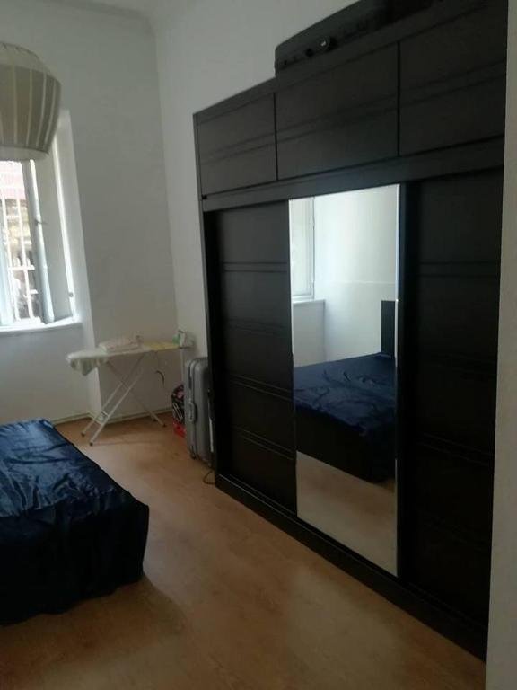 Тбилиси: Apartment near Freedom Square