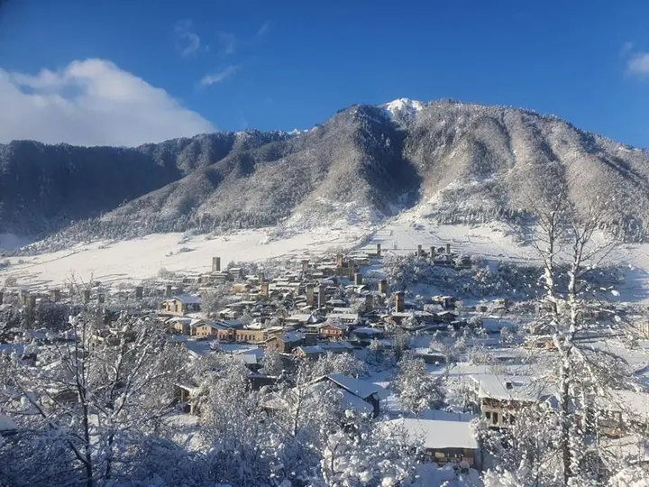 Местиа: kahri
