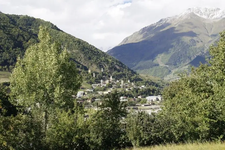 Местиа: kahri