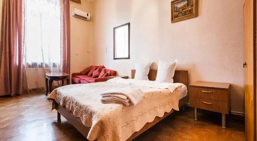 Тбилиси: Aparthotel Econom Royal