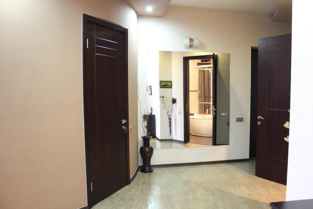 Тбилиси: Apartment On Mirotadze