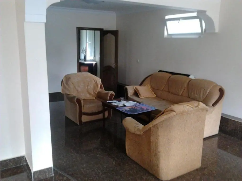 Батуми: V Batumi Guest House