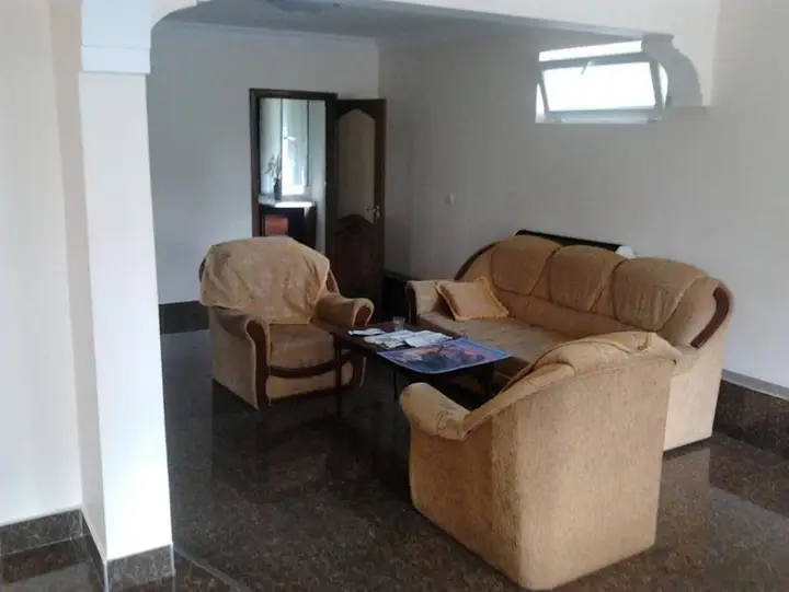 Батуми: V Batumi Guest House