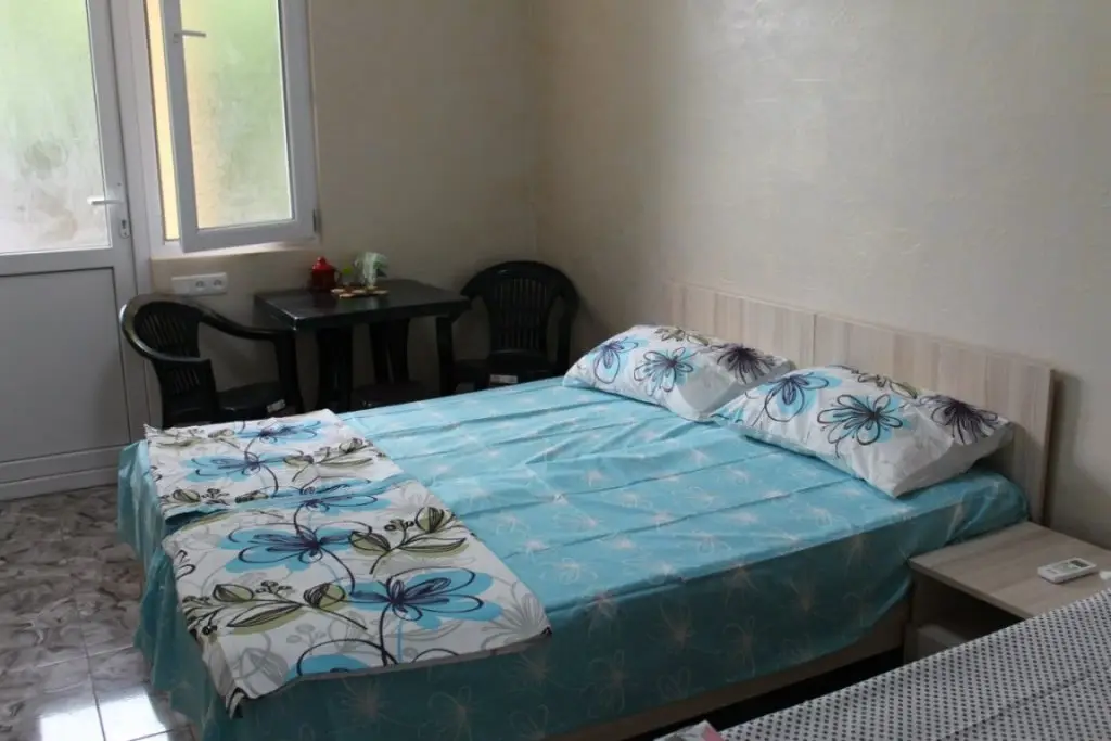 Батуми: V Batumi Guest House