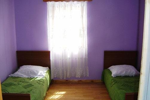 Омало: Guest house Kamsuri