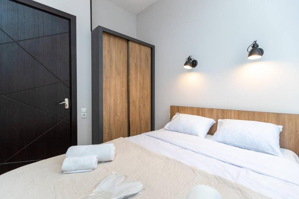 Тбилиси: Wehost Apartment With 3 Bedrooms