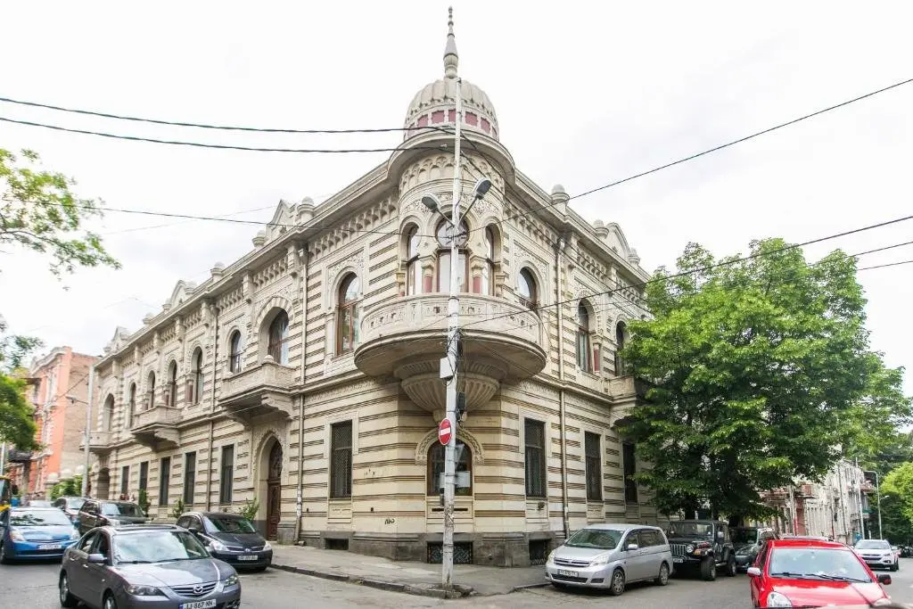 Тбилиси: KuXoS Apartment On Machabeli Street