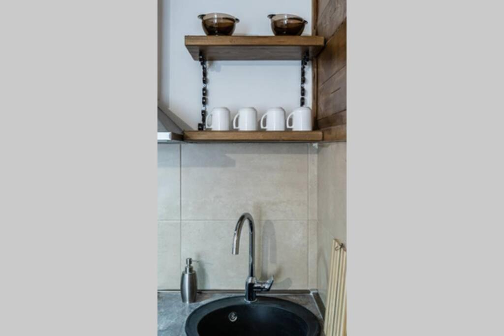 Гудаури: GoodAura Studios 513 and 512 in New Gudauri Loft 2