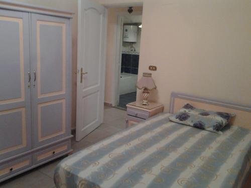 Каир: Three bedrooms apartment Degla Maadi