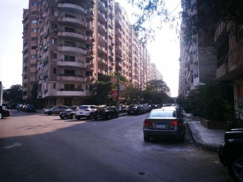Каир: Three bedrooms apartment Degla Maadi