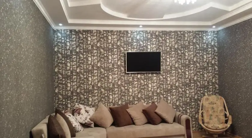 Сурами: Guest house Pirosmanis