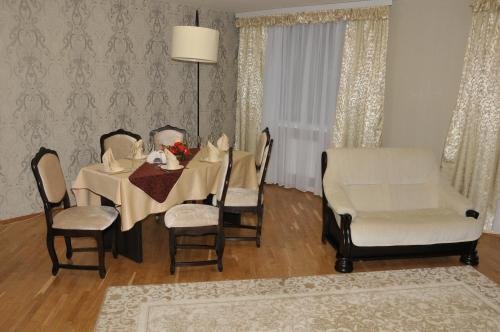 Домжерицы: Serguch Hotel Complex