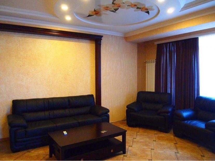 Кобулети: Kobuleti House
