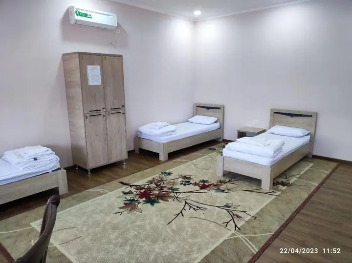 Бухара: Donish Hostels