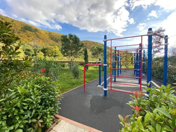 Небуг: Апартаменты Sun Hills Небуг