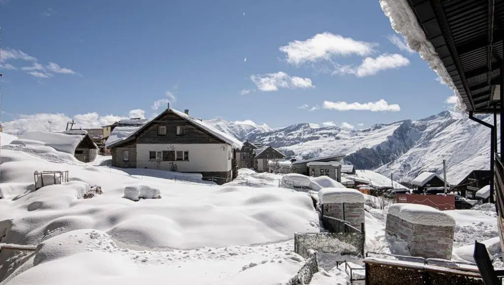 Гудаури: Charming Apartment for 4 In Marshall Gudauri