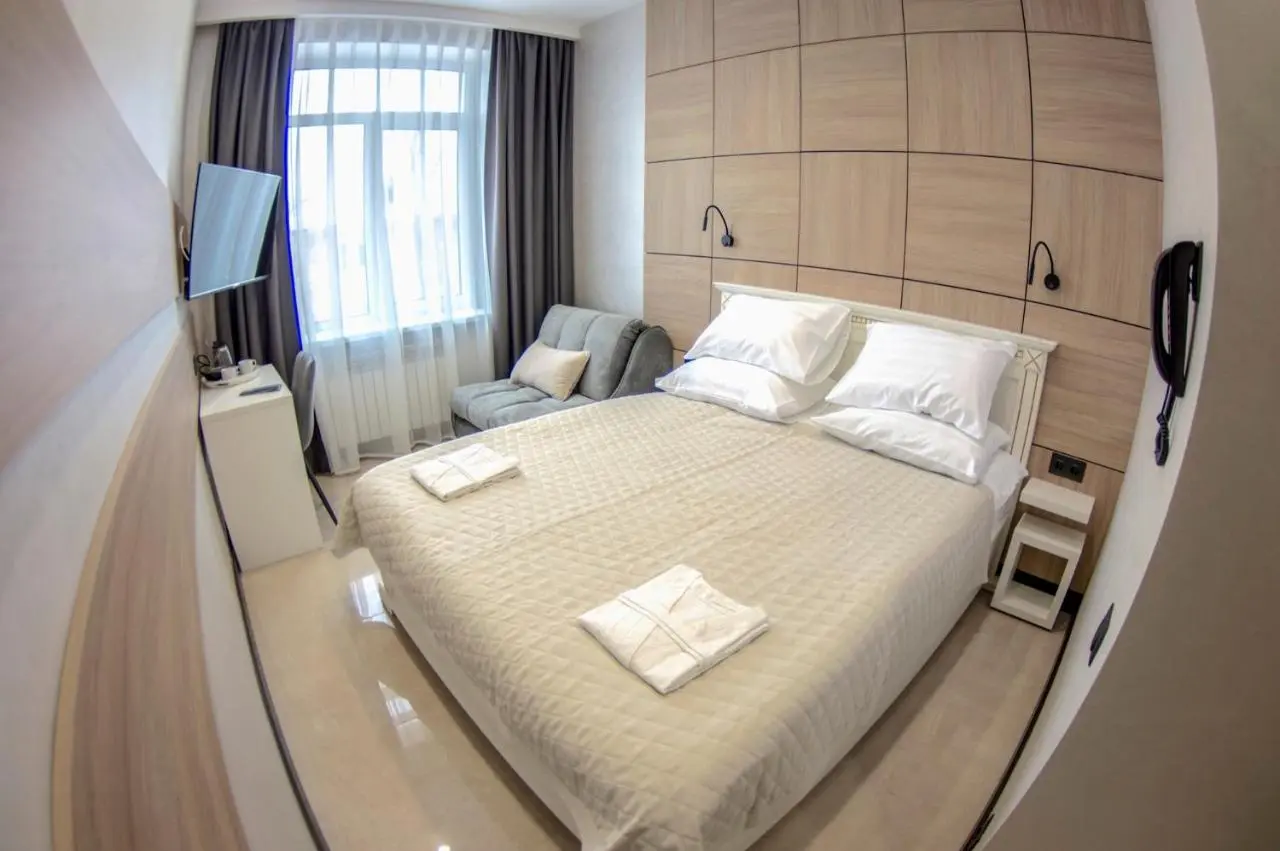 Владимир: Hotel Invite