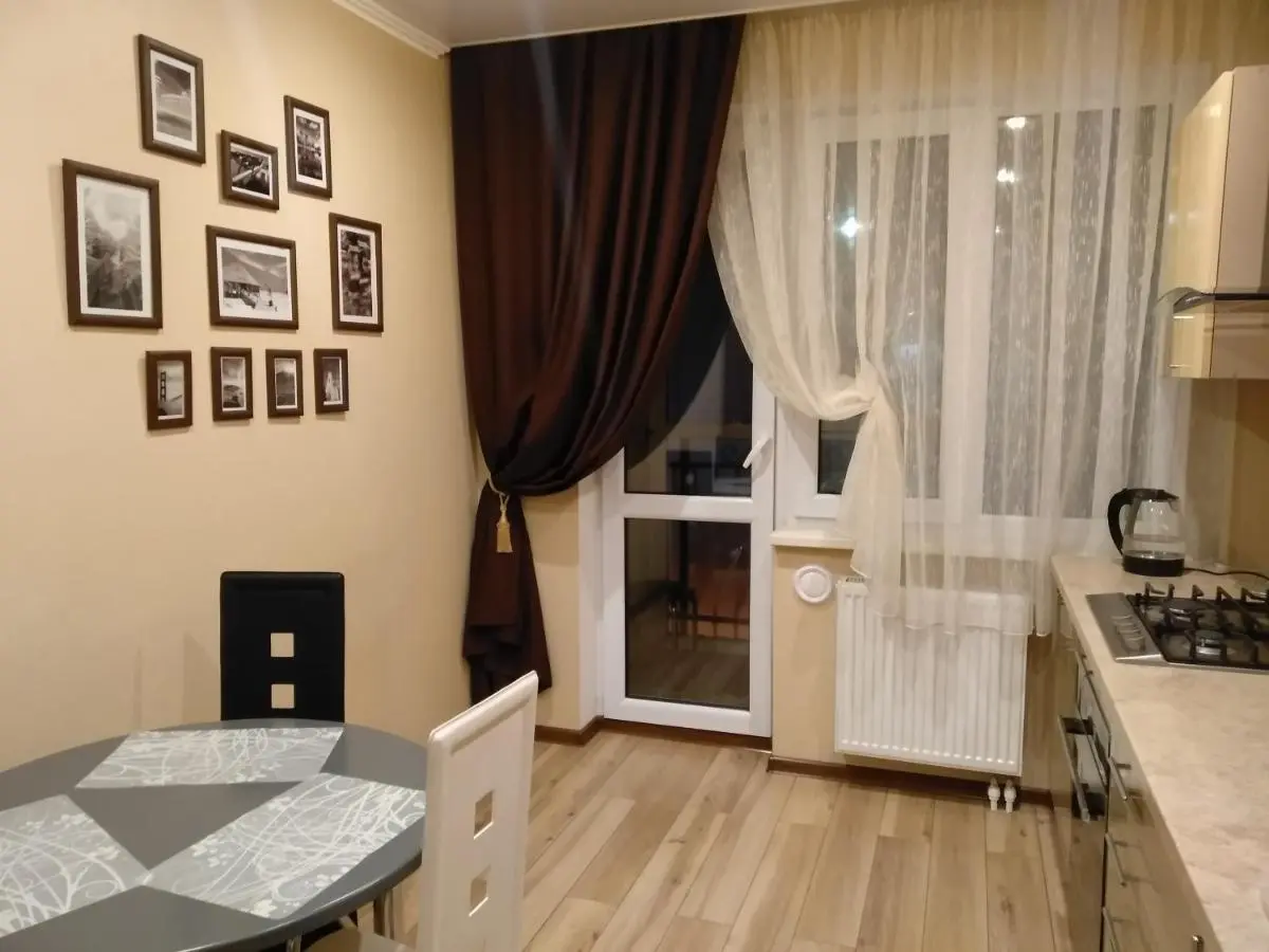 Калининград: Apartments on Kalyazinskoy 6