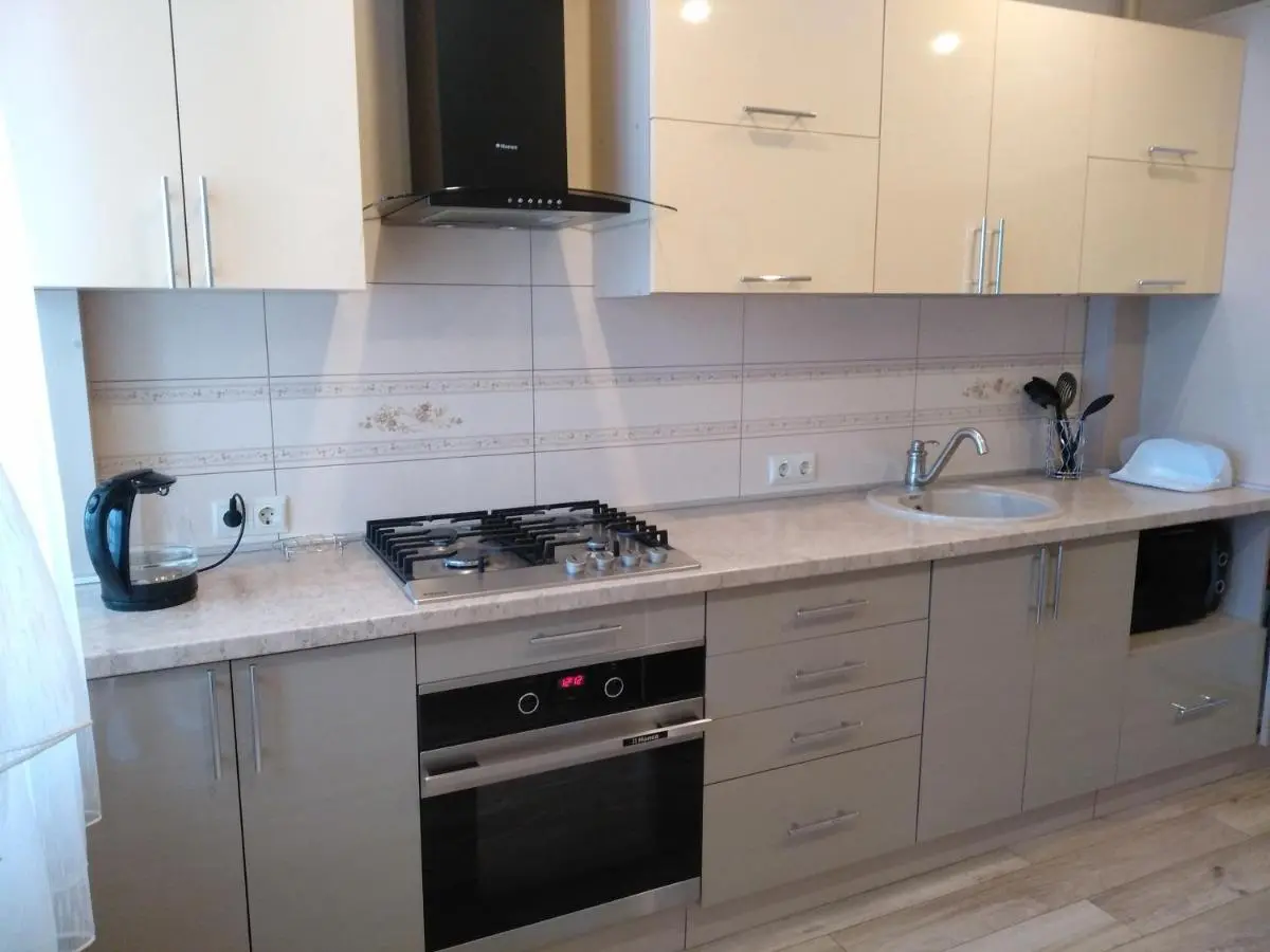 Калининград: Apartments on Kalyazinskoy 6
