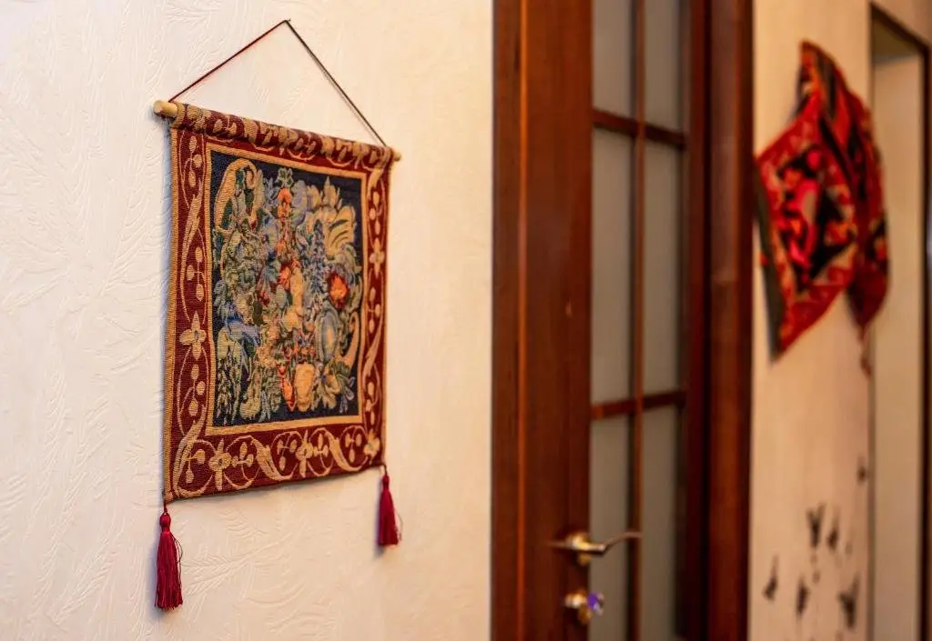 Тбилиси: Hosthub Sololaki Apartment Old Tbilisi