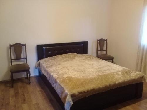 Тбилиси: Guest House Gikacha