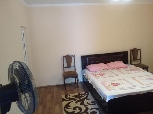 Тбилиси: Guest House Gikacha