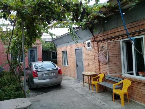 Тбилиси: Guest House Gikacha