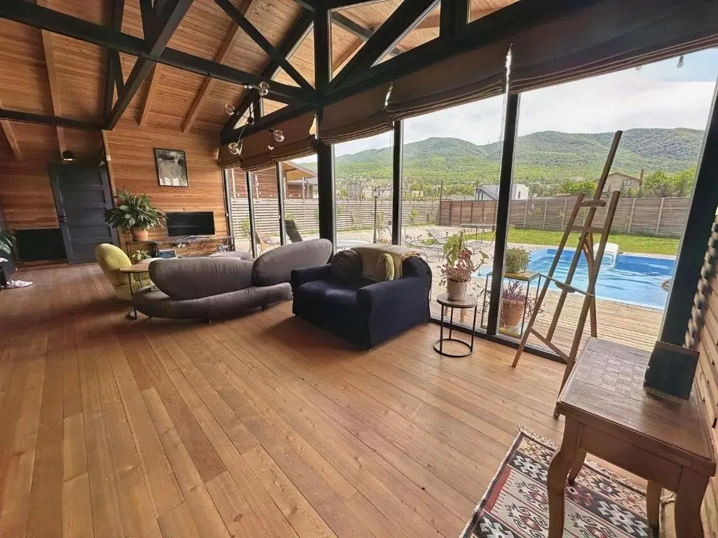 Сагурамо: Eco Saguramo Chalet