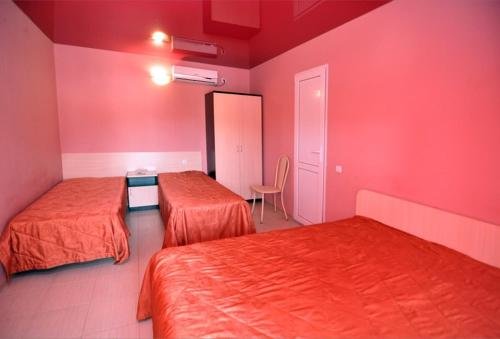 Витязево: Guest House Nikos