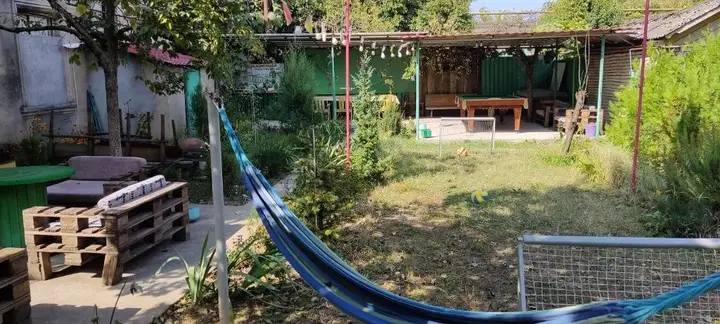 Зугдиди: Guest House Tall Rooms