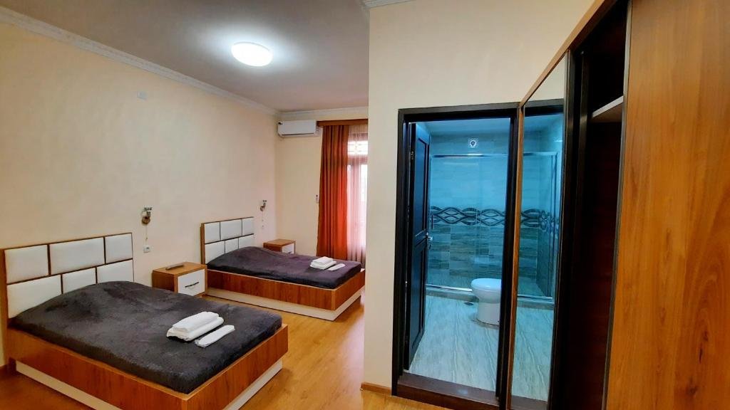 Зугдиди: Hotel Koshki