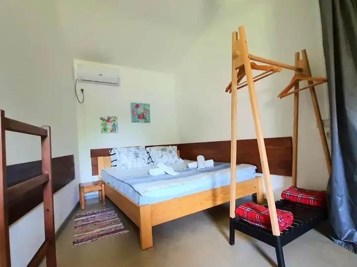 Шекветили: House & Yard Sesil M 110m to beach