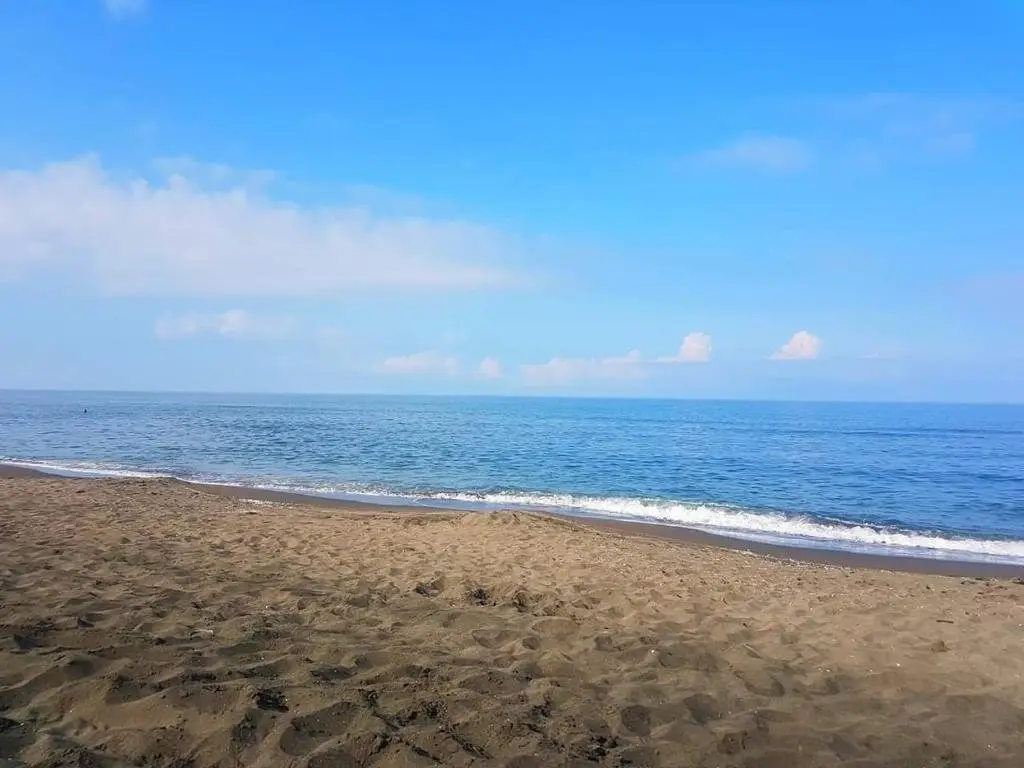 Шекветили: House & Yard Sesil S 70m to beach