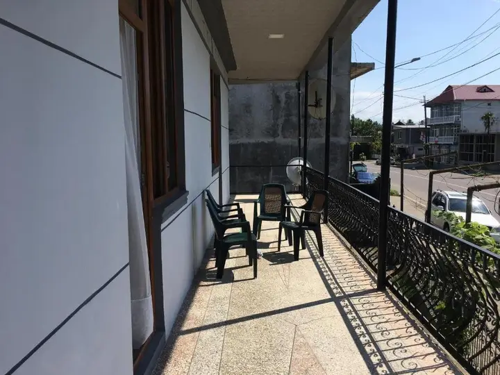 Кобулети: Guest house Romanadze