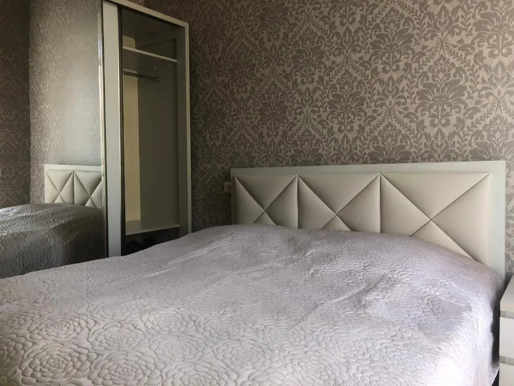 Кобулети: Guest house Romanadze