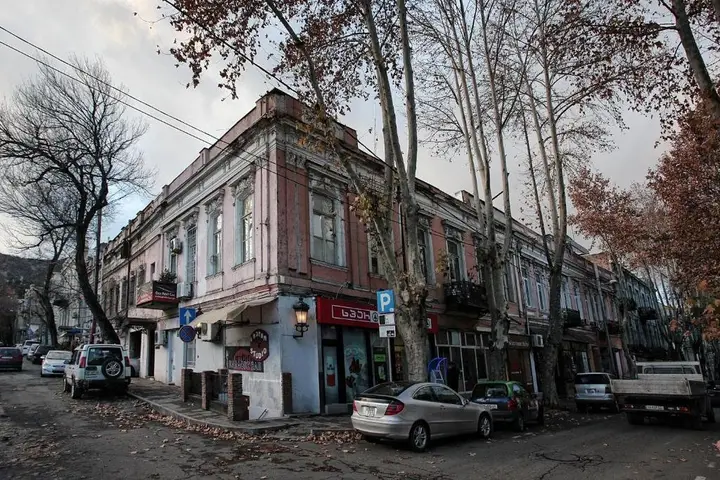 Тбилиси: Ethno House TG