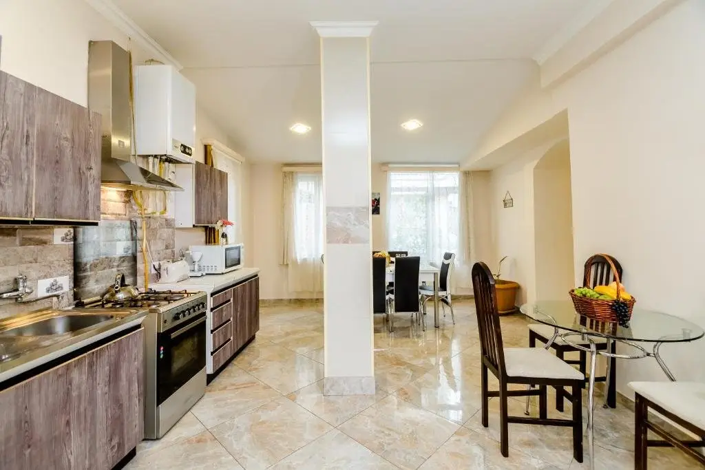 Тбилиси: Comfortable House on Marjanishvili