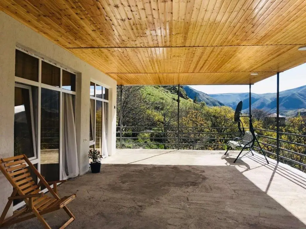 Вардзиа: Hotel Vardzia Terrace