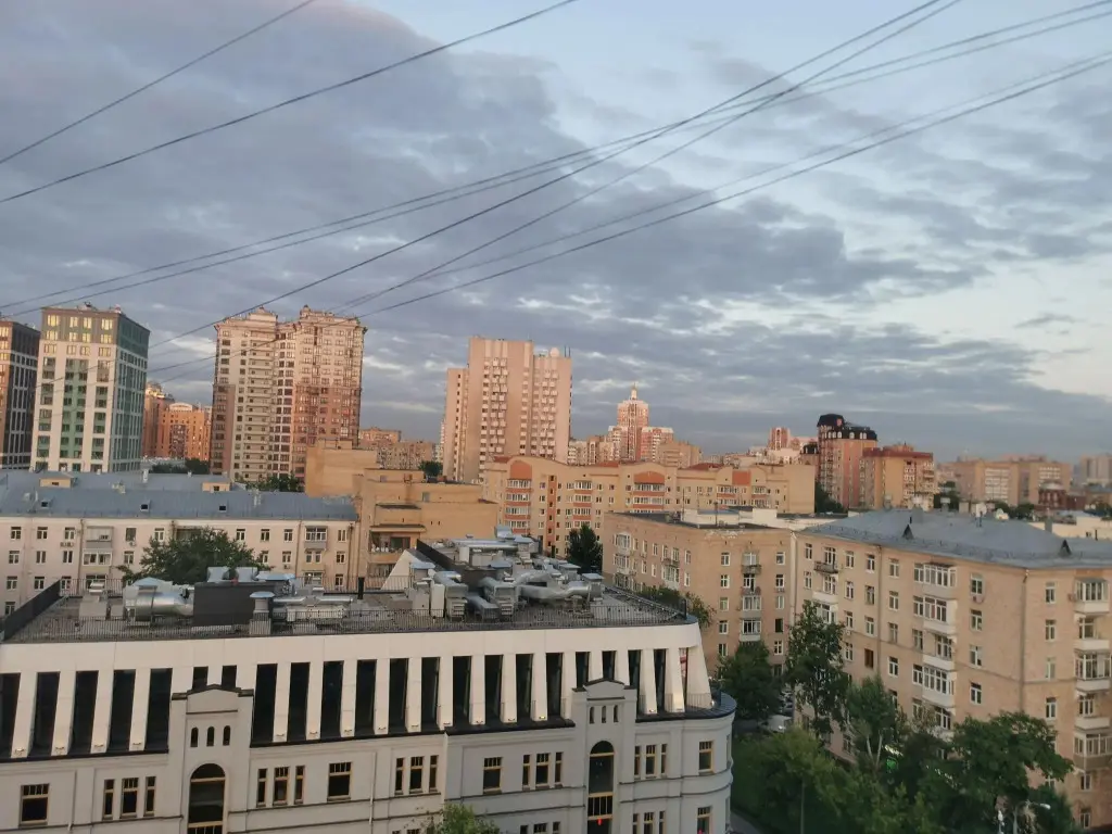 Москва: 2Rivers (2Риверс) на улице Малая Грузинская