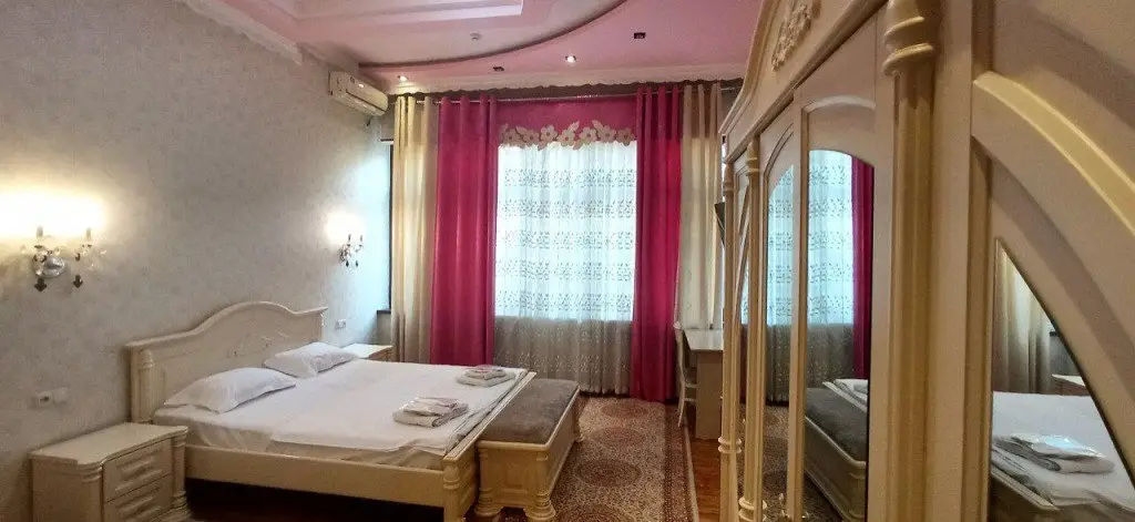 Ташкент: Eleon Guest house