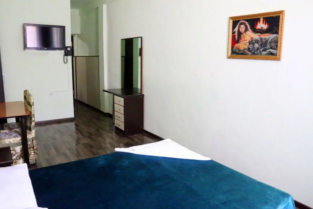Ташкент: Gelikon Vest Hotel