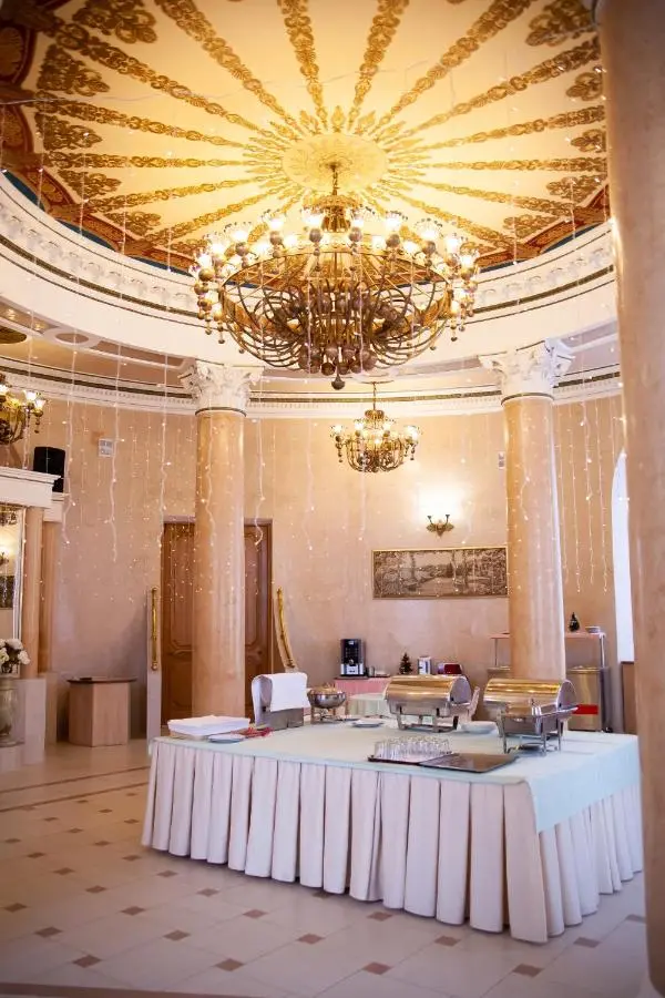 Волгоград: INTOURIST Hotel
