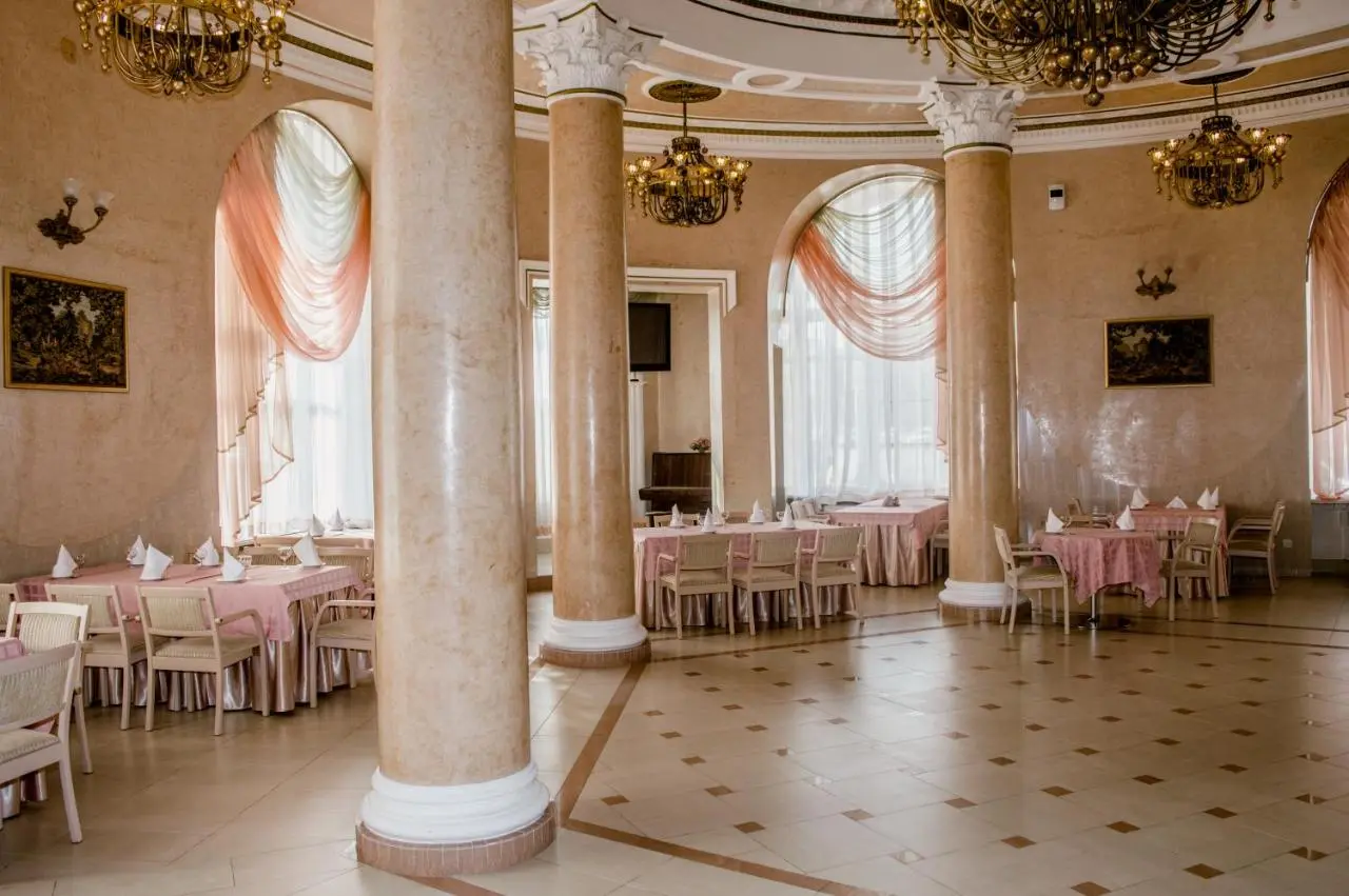 Волгоград: INTOURIST Hotel