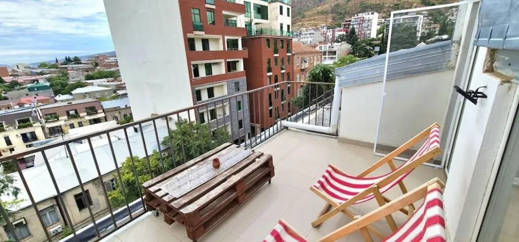 Тбилиси: Duplex apartment in the city center