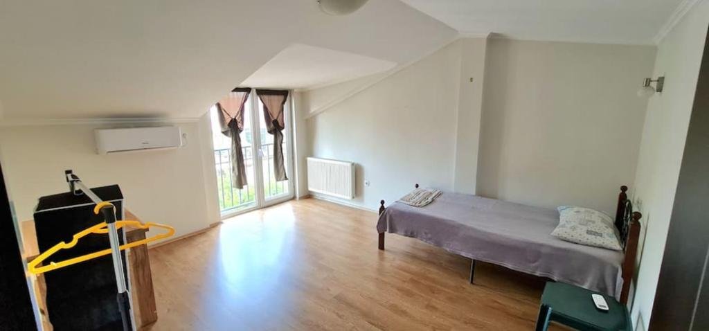 Тбилиси: Duplex apartment in the city center