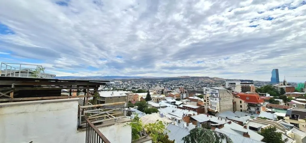 Тбилиси: Duplex apartment in the city center