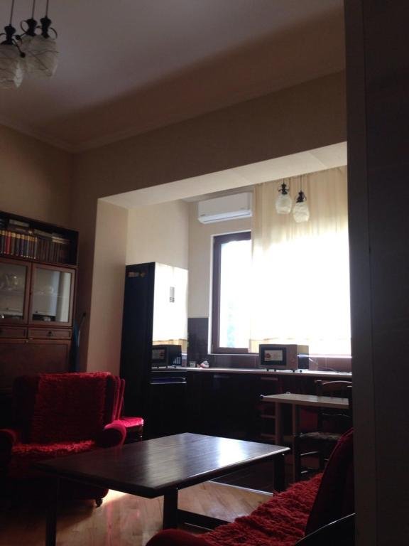 Тбилиси: 26 Chavchavadze Flat