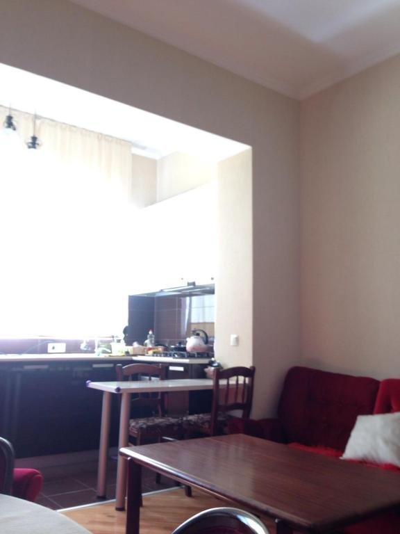 Тбилиси: 26 Chavchavadze Flat