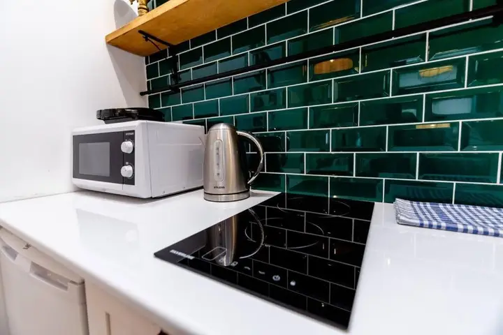 Тбилиси: Unique Beautiful 1br Apt in Historic Tbilisi