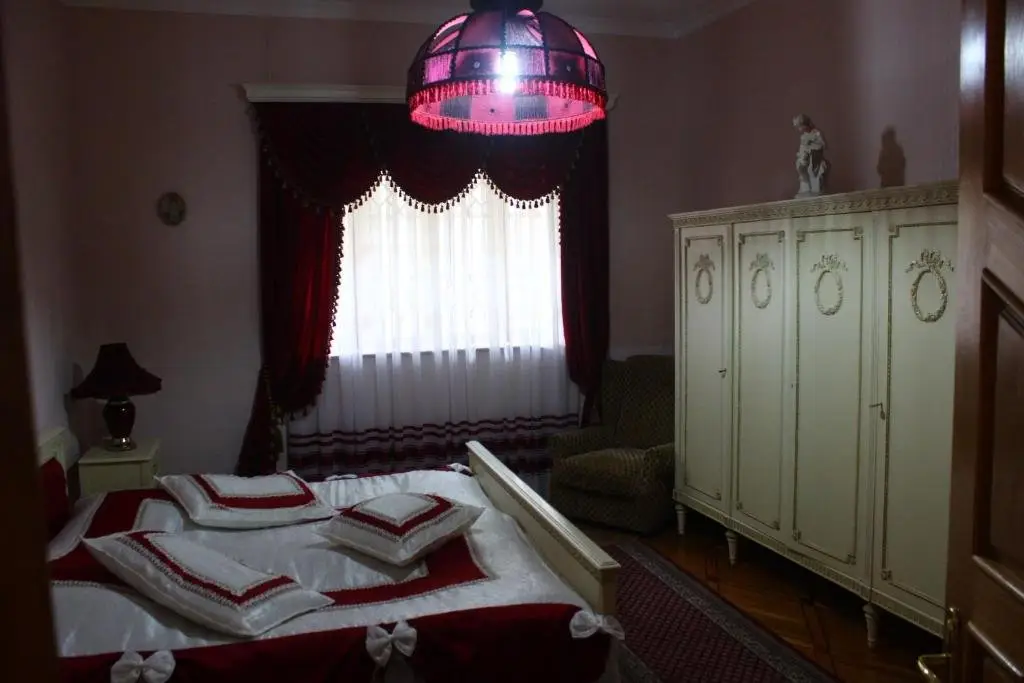 Кутаиси: Villa